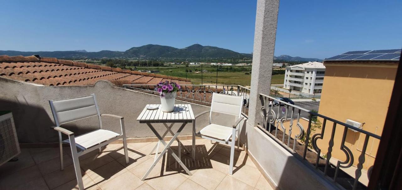 B&B Villa Orchidea Olbia Luaran gambar